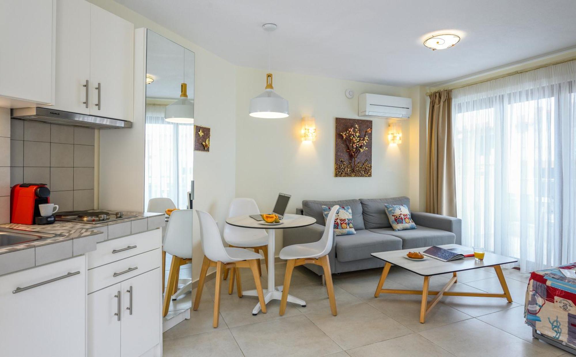 Elpiniki Luxury Apartments Неа-Потідея Екстер'єр фото